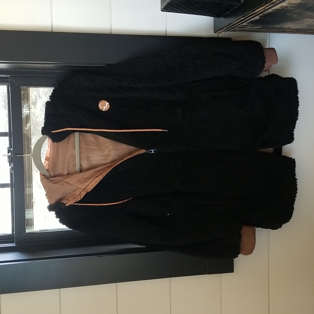 Zyia fully lined black sherpa below hip hooded jacket size small.